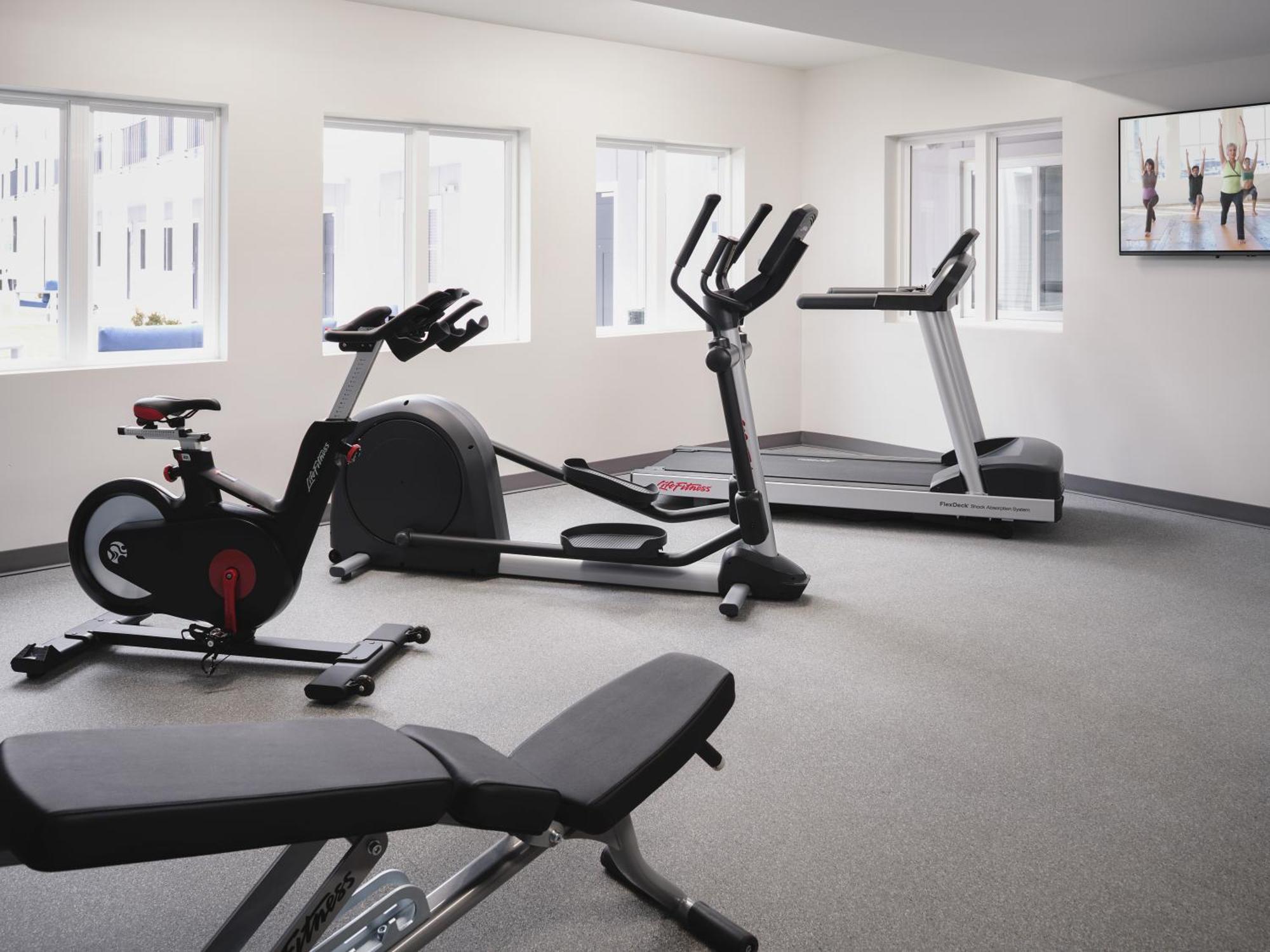 Stayapt Suites Greenville-Haywood Mall Экстерьер фото