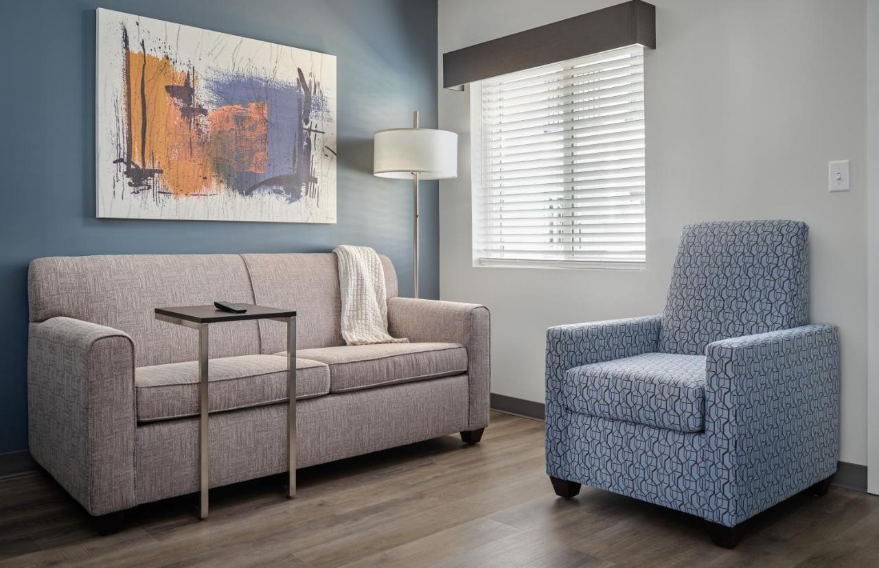 Stayapt Suites Greenville-Haywood Mall Экстерьер фото