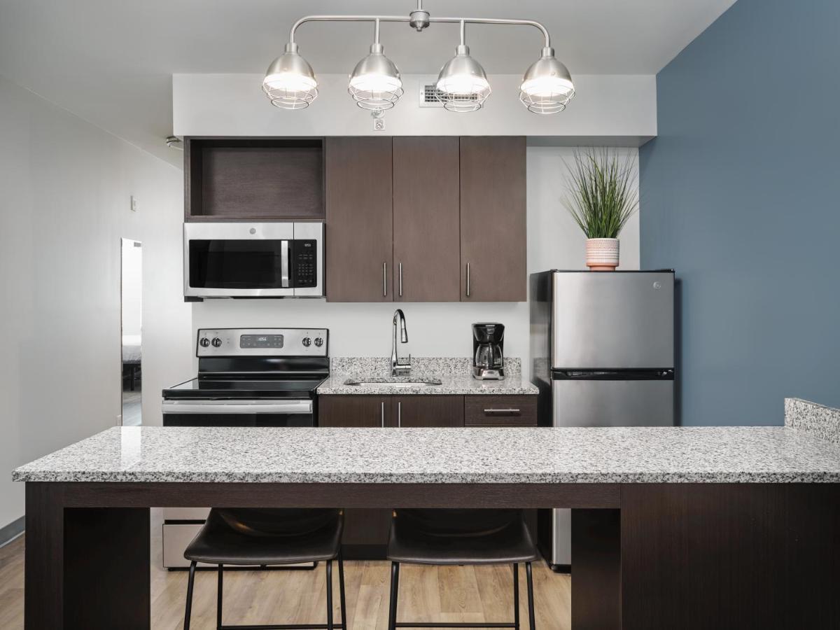 Stayapt Suites Greenville-Haywood Mall Экстерьер фото