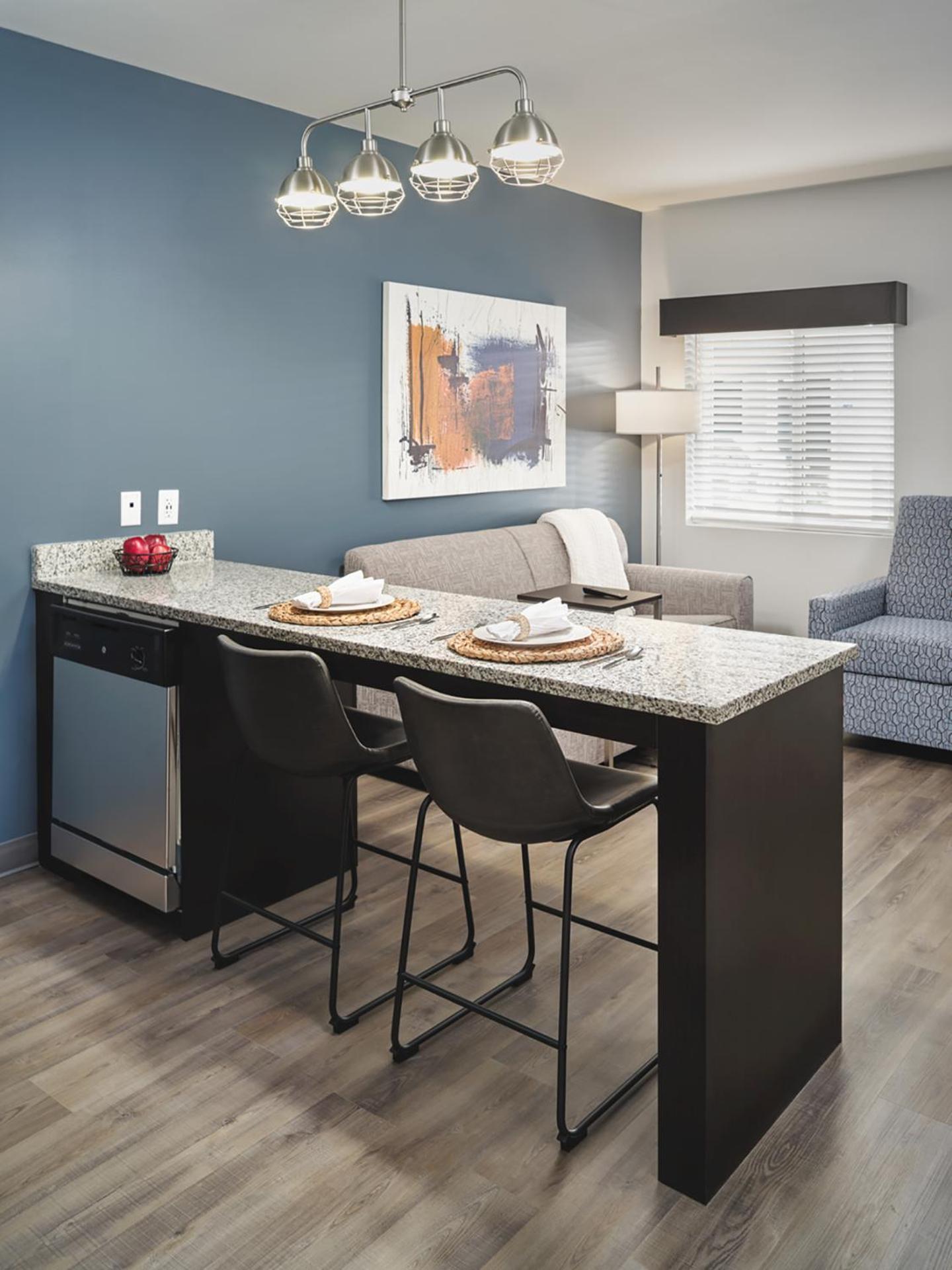 Stayapt Suites Greenville-Haywood Mall Экстерьер фото
